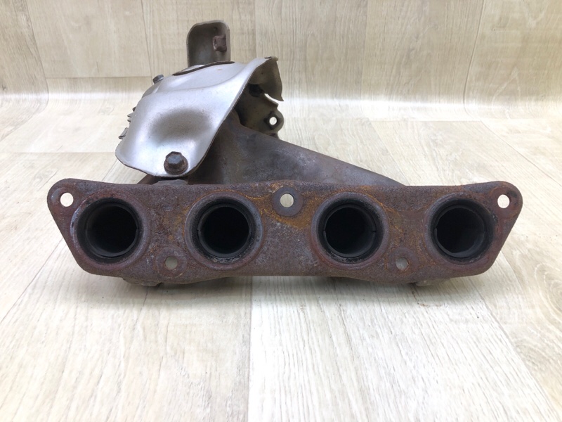 Коллектор выпускной COROLLA 150 06-13 2011 1.8 2ZRFE Коллектор выпускной COROLLA 150 06-13 2011 1.8 2ZRFE