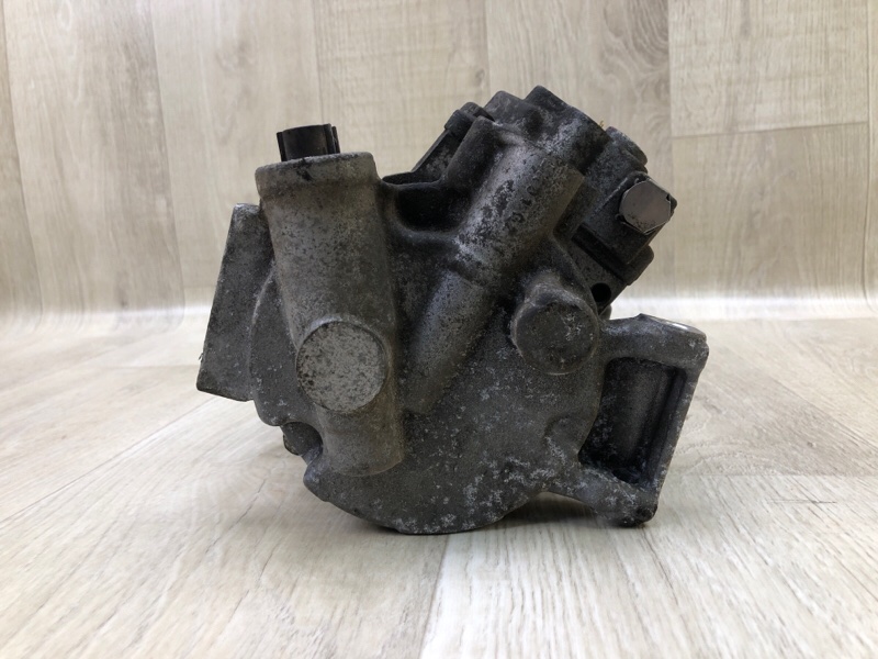 Компрессор кондиционера COROLLA 150 06-13 2011 1.8 2ZRFE