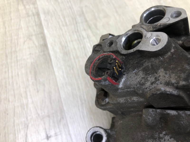 Компрессор кондиционера COROLLA 150 06-13 2011 1.8 2ZRFE