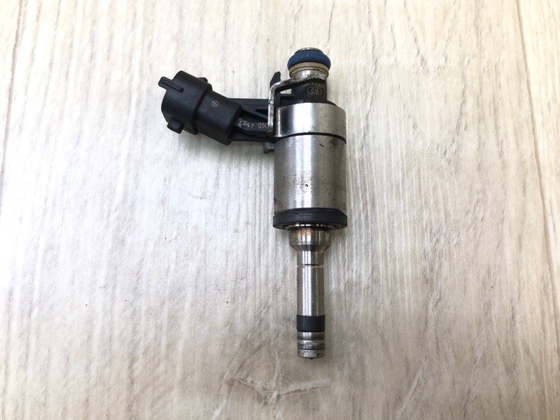 Форсунка топливная HYUNDAI ACCENT RB 10- 2013 1.6 G4FD 35310-2B130 Б/У