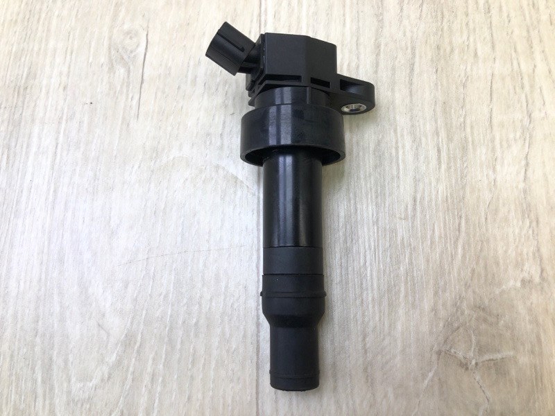 Катушка зажигания HYUNDAI ACCENT RB 10- 2013 1.6 G4FD 27301-2B100 Б/У