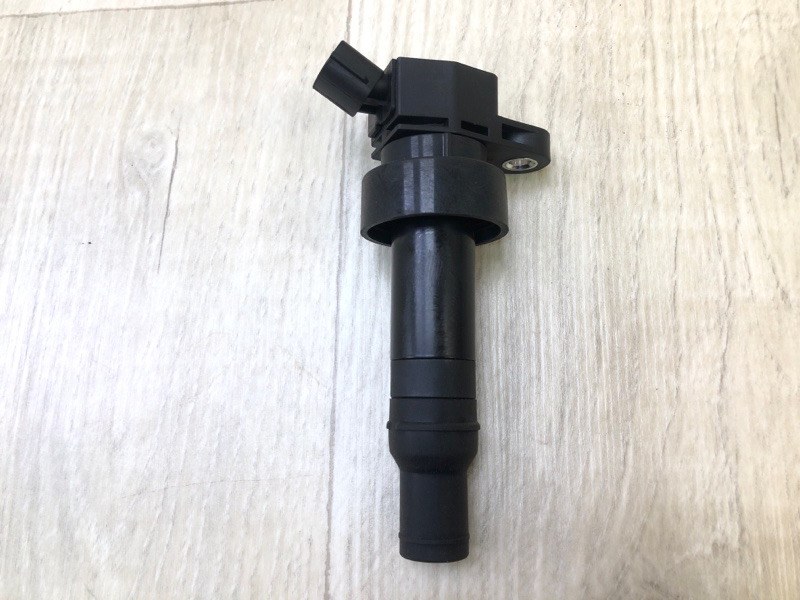 Катушка зажигания HYUNDAI ACCENT RB 10- 2013 1.6 G4FD 27301-2B100 Б/У