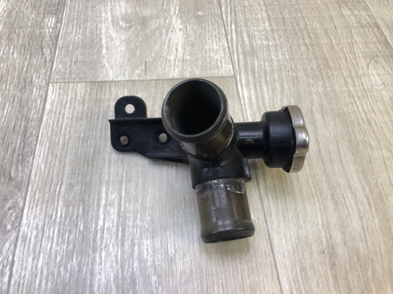 Горловина радиатора ACCENT RB 10- 2013 1.6 G4FD Горловина радиатора ACCENT RB 10- 2013 1.6 G4FD