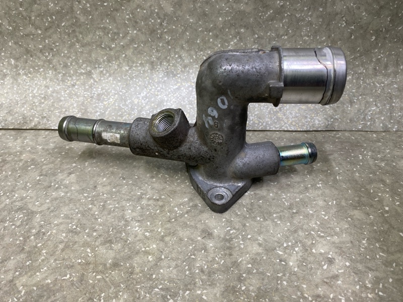 Запчасть фланец системы охлаждения HYUNDAI ELANTRA MD 10-15 2013 1.8 G4NB 25600-2E000 Б/У Фланец системы охлаждения HYUNDAI ELANTRA MD 10-15 2013 1.8 G4NB 25600-2E000 Б/У