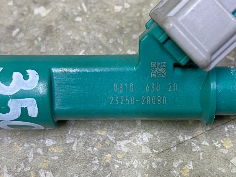 Форсунка топливная TOYOTA RAV4 05-12 2.4 2AZFE Форсунка топливная TOYOTA RAV4 05-12 2.4 2AZFE