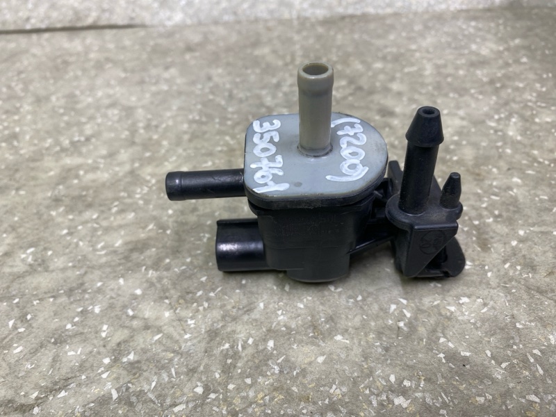 Клапан электромагнитный (вакуумный) RAV4 05-12 2006 2.4 2AZFE Клапан электромагнитный (вакуумный) RAV4 05-12 2006 2.4 2AZFE