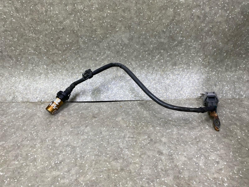 Датчик положения коленвала RAV4 05-12 2006 2.4 2AZFE