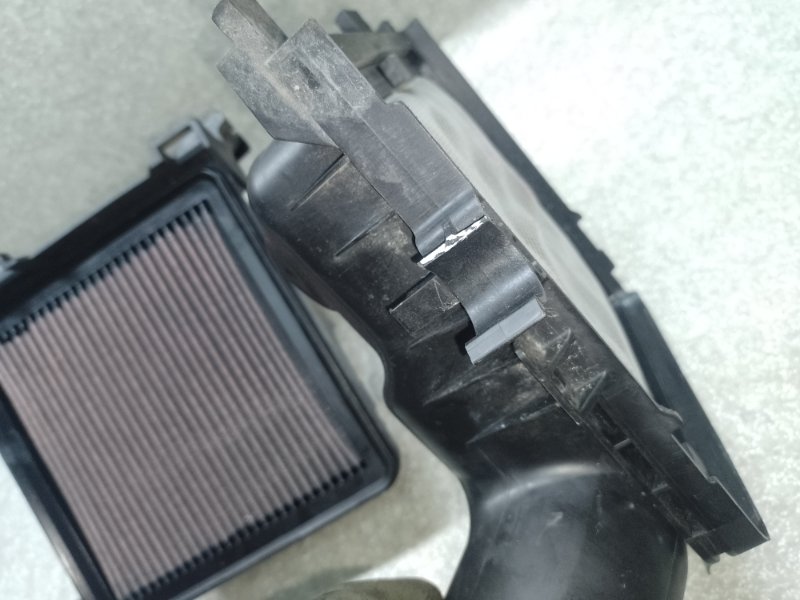 Корпус воздушного фильтра FORESTER 12-19 2013 2.5 FB25B