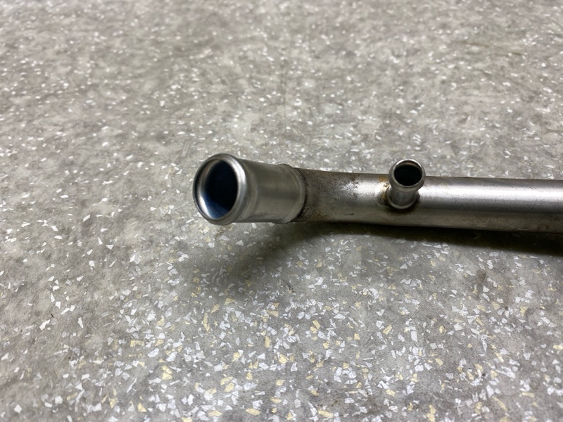 Патрубок системы охлаждения TOYOTA RAV4 05-12 2.4 2AZFE