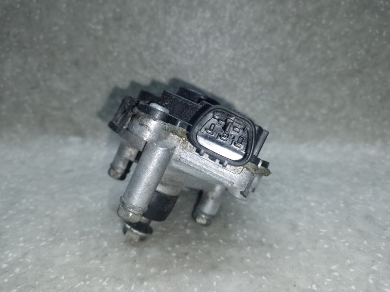 Моторчик стеклоочистителя передний SUBARU FORESTER 12-19 2.5 FB25B