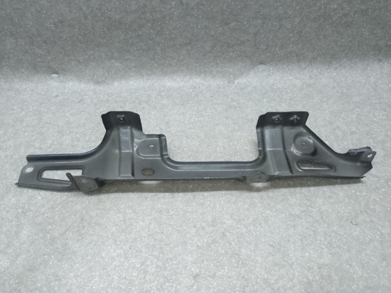 Кронштейн крыла передний правый FORESTER 12-19 2013 2.5 FB25B