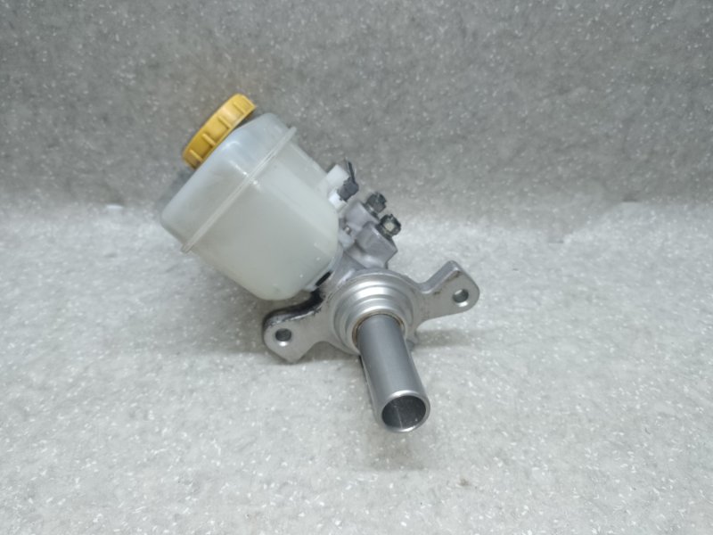 Главный тормозной цилиндр FORESTER 12-19 2013 2.5 FB25B