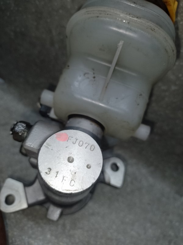 Главный тормозной цилиндр FORESTER 12-19 2013 2.5 FB25B