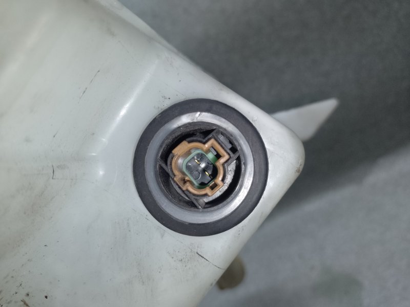 Бачок омывателя FORESTER 12-19 2013 2.5 FB25B