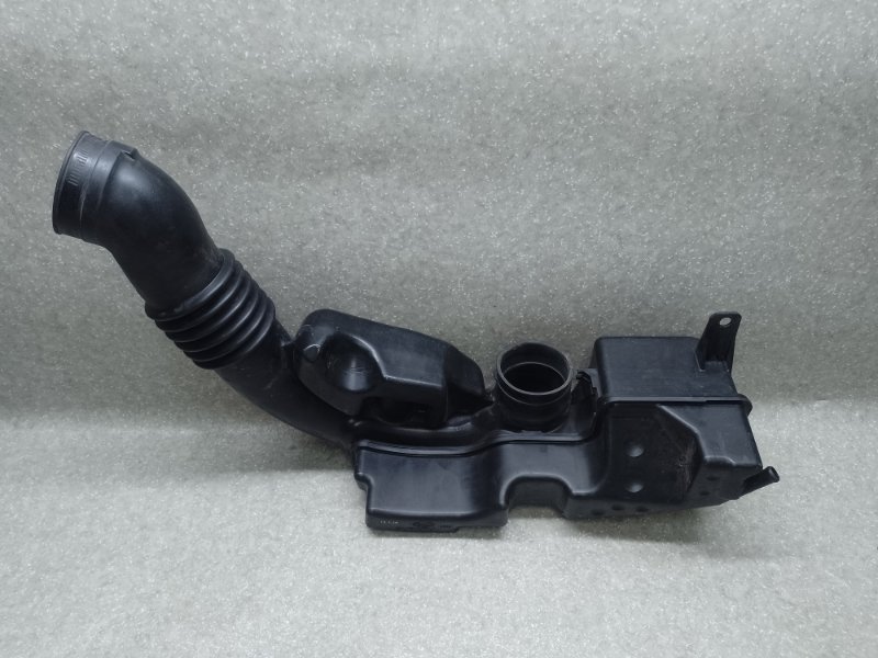 Патрубок воздушного фильтра SUBARU FORESTER 12-19 2013 2.5 FB25B 14456AA440 Б/У