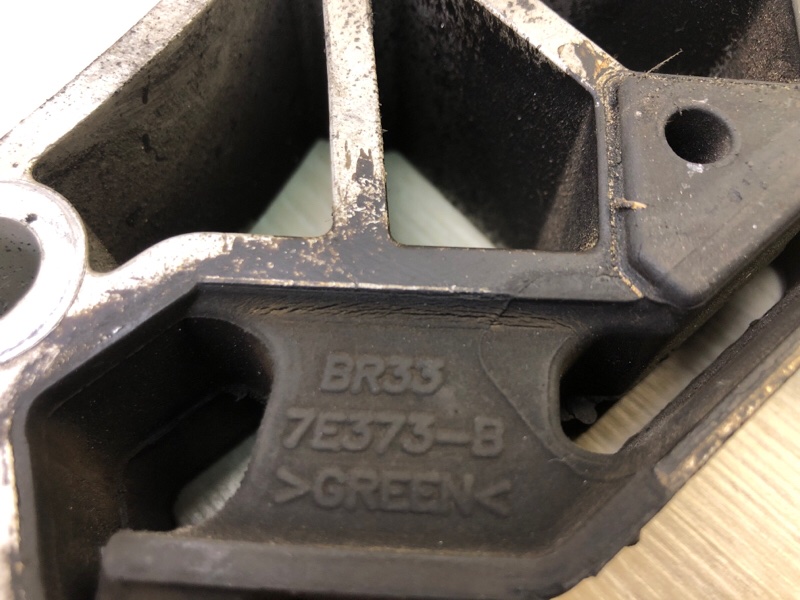 Подушка АКПП MUSTANG 15- 2017 Кабриолет 3.7 C37PDED