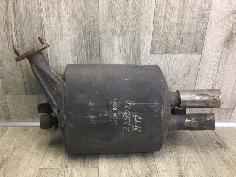 Глушитель правый INFINITI M35/M45 04-10 20100-EJ80A Б/У