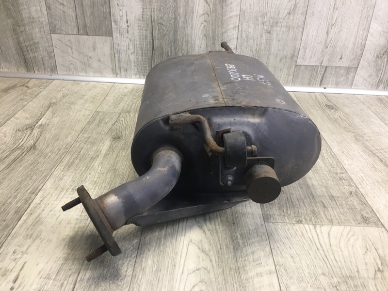 Глушитель левый INFINITI M35/M45 04-10 Глушитель левый INFINITI M35/M45 04-10