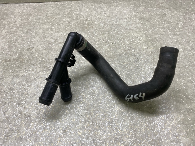 Запчасть патрубок системы охлаждения FORD ESCAPE 19 - 2020 C15FDOS LX6Z-18472-AAE Б/У Патрубок системы охлаждения FORD ESCAPE 19 - 2020 C15FDOS LX6Z-18472-AAE Б/У