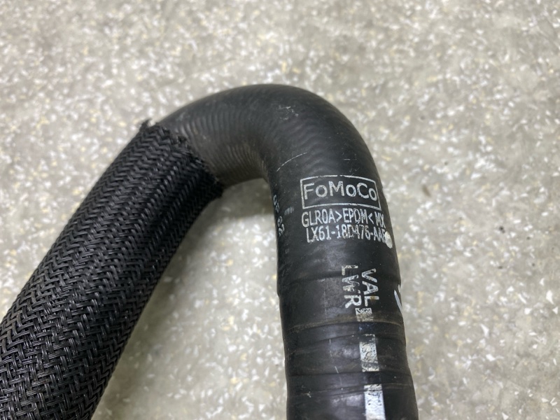 Патрубок системы охлаждения FORD ESCAPE 19 - C15FDOS