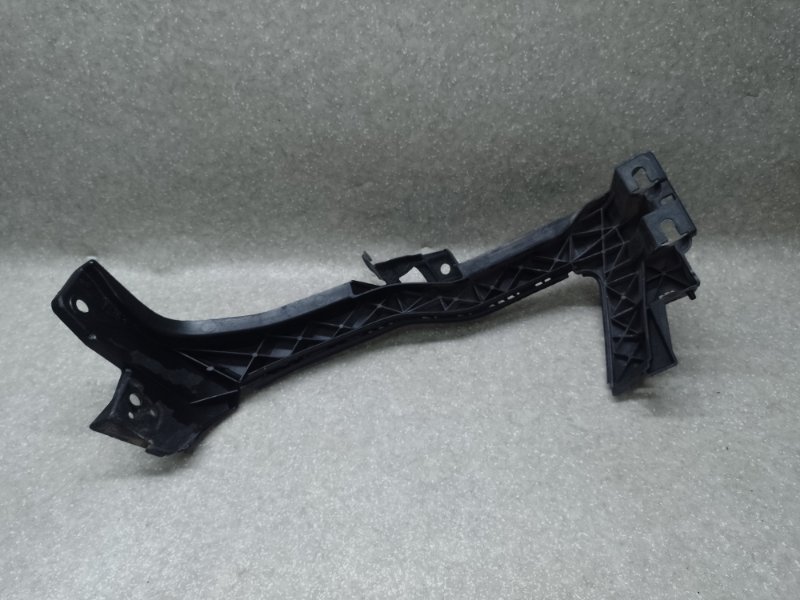 Кронштейн переднего бампера (под фарой) правый SUBARU FORESTER 12-19 2.5 FB25B