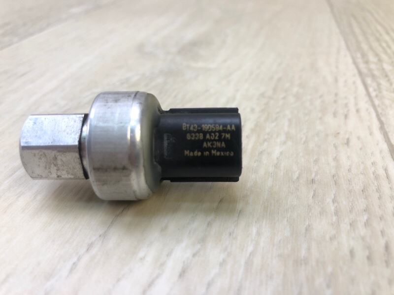 Датчик давления кондиционера MUSTANG 15- 2017 Кабриолет 3.7 C37PDED