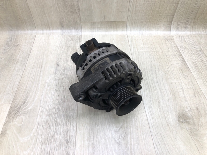 Запчасть генератор HONDA ACCORD CU8 / TSX 08-14 2010 2.4 K24Z3 31100-R40-A01 Б/У Генератор HONDA ACCORD CU8 / TSX 08-14 2010 2.4 K24Z3 31100-R40-A01 Б/У