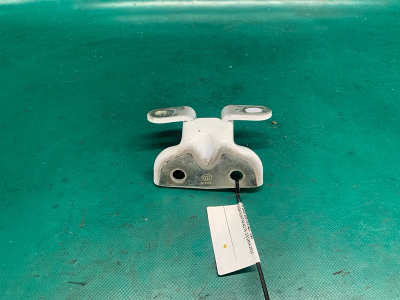 Петля двери верхняя задняя правая HYUNDAI ELANTRA AD 16- 2016 2.0 G4NH 79420D8000 Б/У