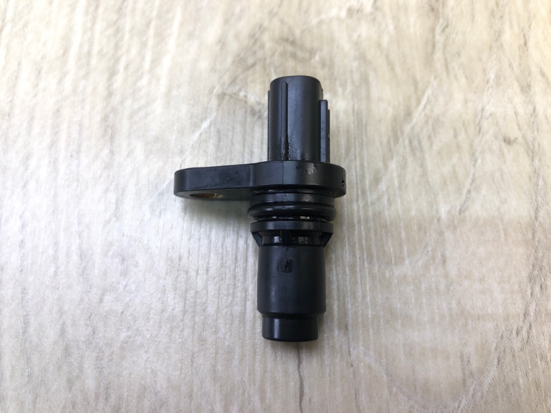 Датчик положения распредвала TOYOTA SIENNA 11-16 2014 3.5 2GR-FE 90919-05060 Б/У