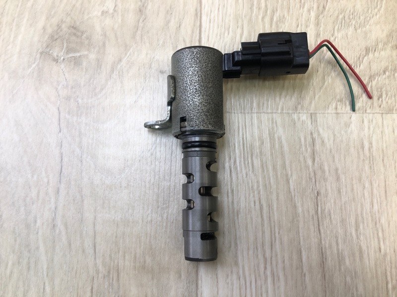 Запчасть клапан изменения фаз грм TOYOTA SIENNA 11-16 2014 3.5 2GR-FE 15330-0P030 Б/У Клапан изменения фаз ГРМ TOYOTA SIENNA 11-16 2014 3.5 2GR-FE 15330-0P030 Б/У