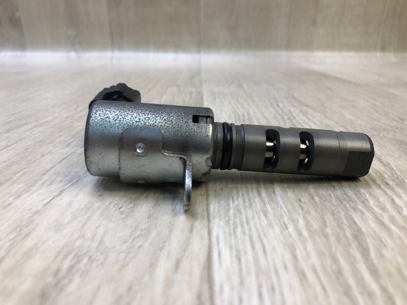 Клапан изменения фаз ГРМ SIENNA 11-16 2014 3.5 2GR-FE Клапан изменения фаз ГРМ SIENNA 11-16 2014 3.5 2GR-FE