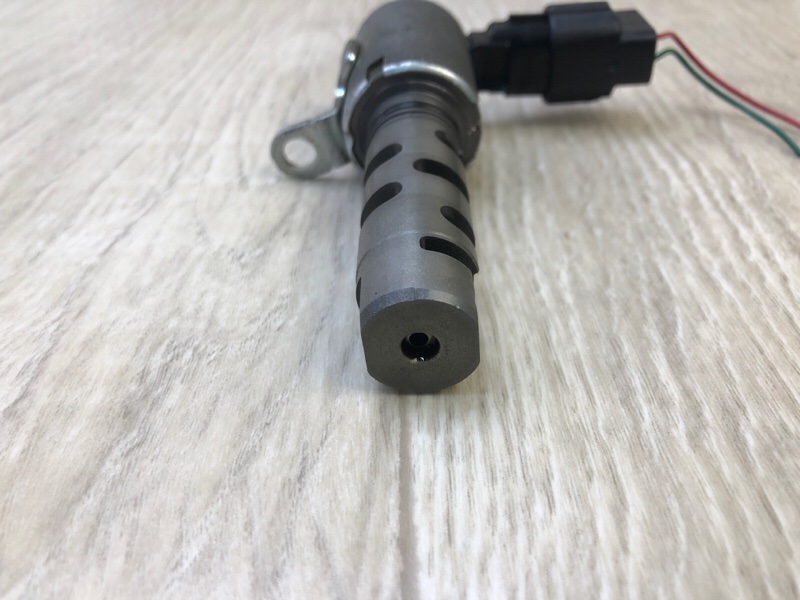 Клапан изменения фаз ГРМ TOYOTA SIENNA 11-16 3.5 2GR-FE Клапан изменения фаз ГРМ TOYOTA SIENNA 11-16 3.5 2GR-FE