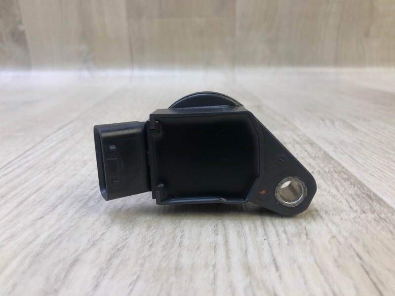 Катушка зажигания SIENNA 11-16 2014 3.5 2GR-FE