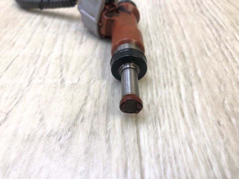 Форсунка топливная TOYOTA SIENNA 11-16 3.5 2GR-FE Форсунка топливная TOYOTA SIENNA 11-16 3.5 2GR-FE