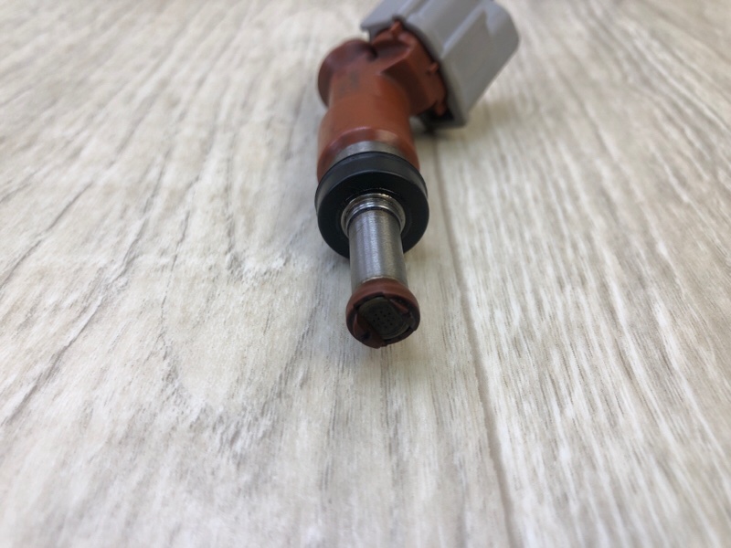 Форсунка топливная TOYOTA SIENNA 11-16 3.5 2GR-FE Форсунка топливная TOYOTA SIENNA 11-16 3.5 2GR-FE