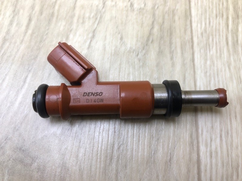 Форсунка топливная SIENNA 11-16 2014 3.5 2GR-FE Форсунка топливная SIENNA 11-16 2014 3.5 2GR-FE