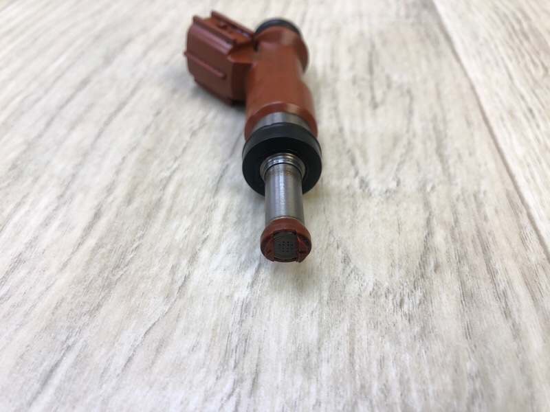 Форсунка топливная SIENNA 11-16 2014 3.5 2GR-FE Форсунка топливная SIENNA 11-16 2014 3.5 2GR-FE