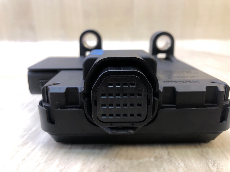 Блок управления АКПП SIENNA 11-16 2014 3.5 2GR-FE