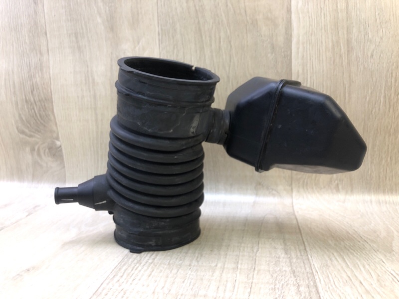 Патрубок воздушного фильтра SIENNA 11-16 2014 3.5 2GR-FE