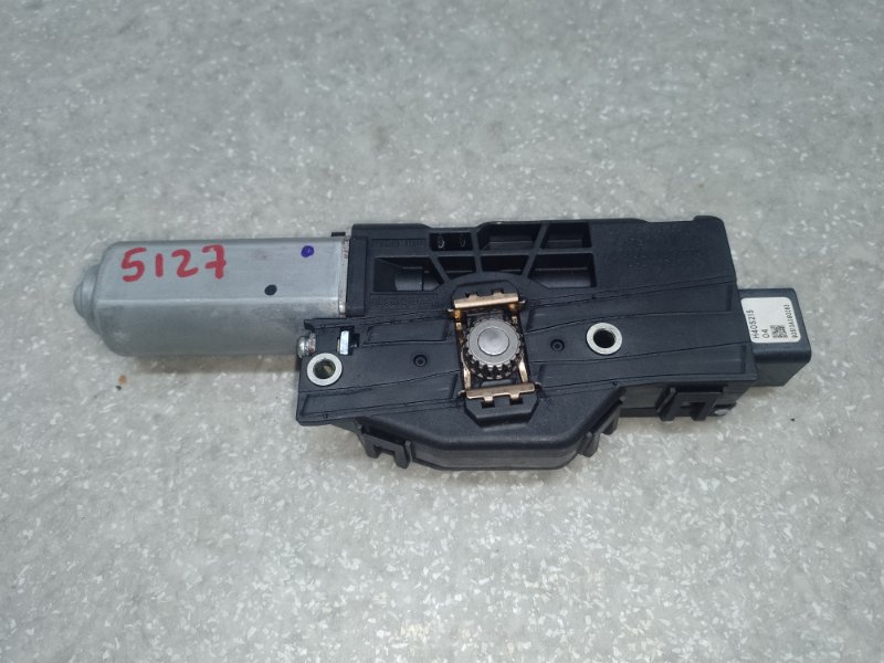 Моторчик люка SUBARU FORESTER 12-19 2013 2.5 FB25B 65450SG000 Б/У