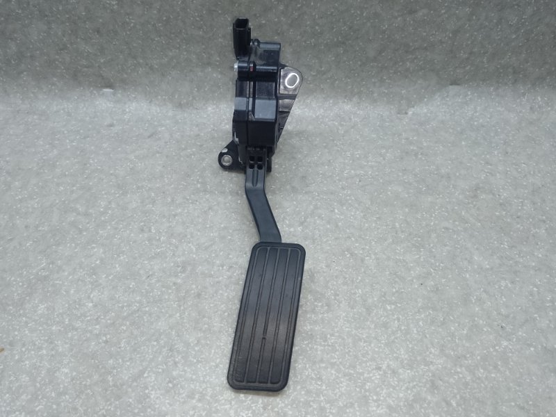 Педаль газа SUBARU FORESTER 12-19 2013 2.5 FB25B 36010FJ010 Б/У