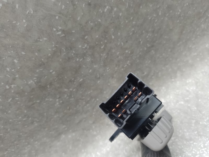 Кнопка регулировки сиденья передняя левая SUBARU FORESTER 12-19 2.5 FB25B