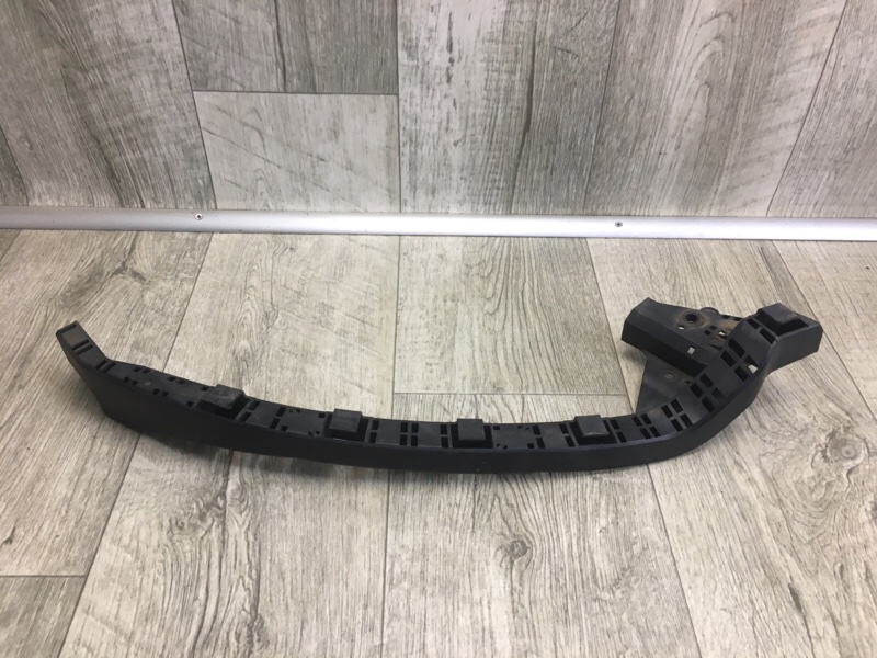 Кронштейн переднего бампера (под фарой) правый HONDA ACCORD CU8 / TSX 08-14 2.4 K24Z3