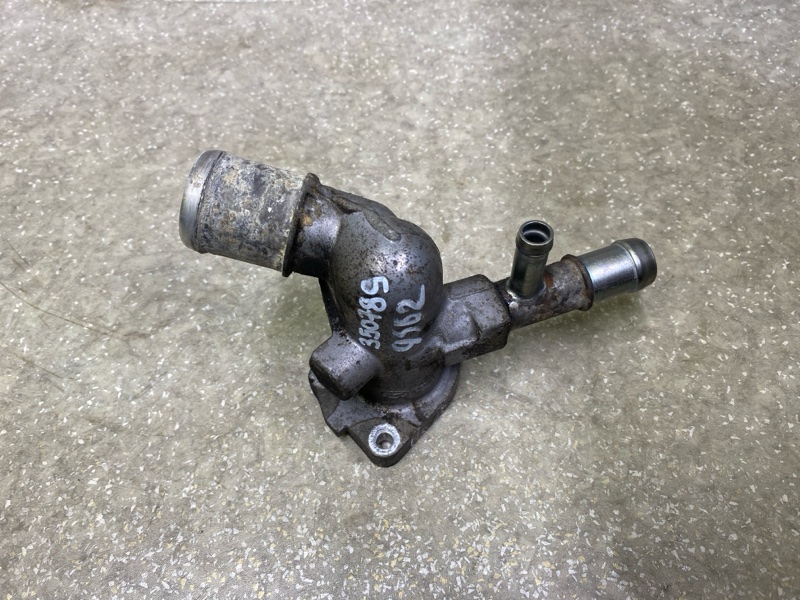 Фланец системы охлаждения HYUNDAI ACCENT RB 10- 2014 ХЭТЧБЭК 1.6 G4FD 25600-2B600 Б/У