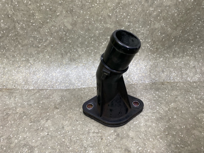 Крышка термостата ELANTRA MD 10-15 2013 1.8 G4NB Крышка термостата ELANTRA MD 10-15 2013 1.8 G4NB