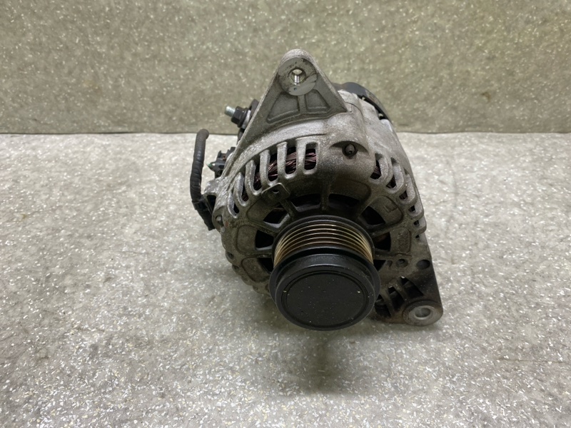 Генератор HYUNDAI ELANTRA MD 10-15 2013 1.8 G4NB 37300-2E250 Б/У