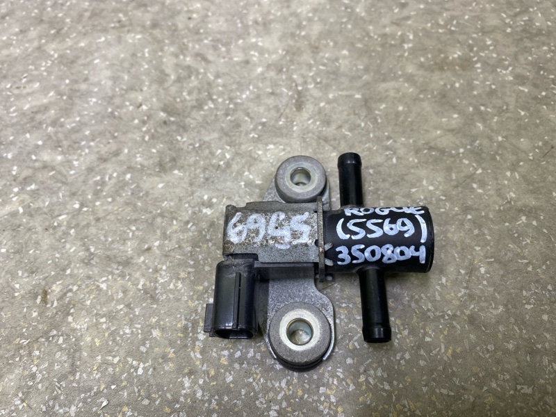 Клапан электромагнитный (вакуумный) NISSAN X-TRAIL/ROGUE T32 13-20 2016 2.5 QR25DE 14930-JA10D Б/У