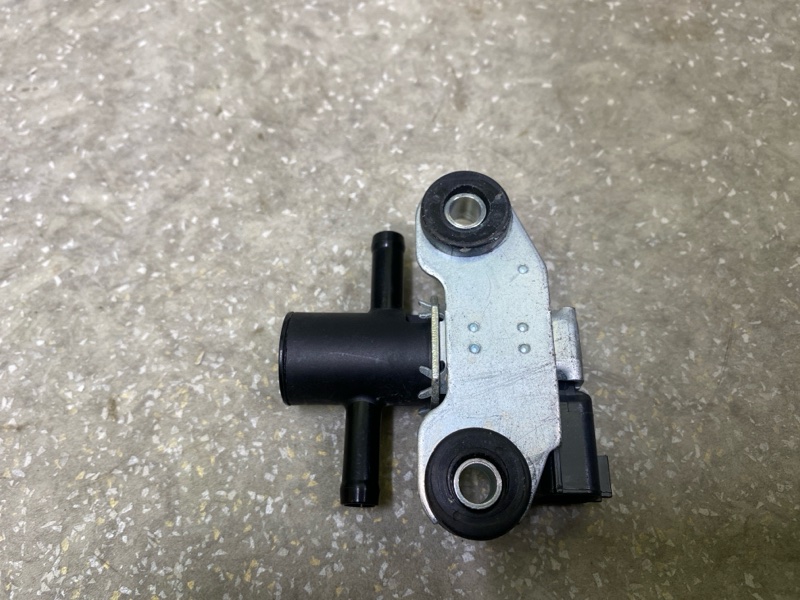 Клапан электромагнитный (вакуумный) X-TRAIL/ROGUE T32 13-20 2016 2.5 QR25DE