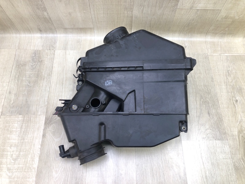 Корпус воздушного фильтра TOYOTA TACOMA 05-15 2015 4.0 1GRFE 17700-0P013 Б/У