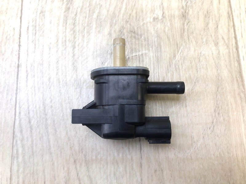 Клапан электромагнитный (вакуумный) CAMRY 40 06-11 2007 3.5 2GR-FE Клапан электромагнитный (вакуумный) CAMRY 40 06-11 2007 3.5 2GR-FE